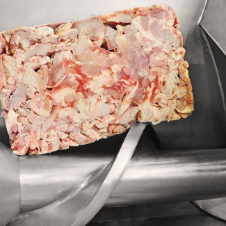 frozen-meat-blocks-grinders.1_m Malak Al Naim Co.  |  MALAK - PROCCESSING MACHINES